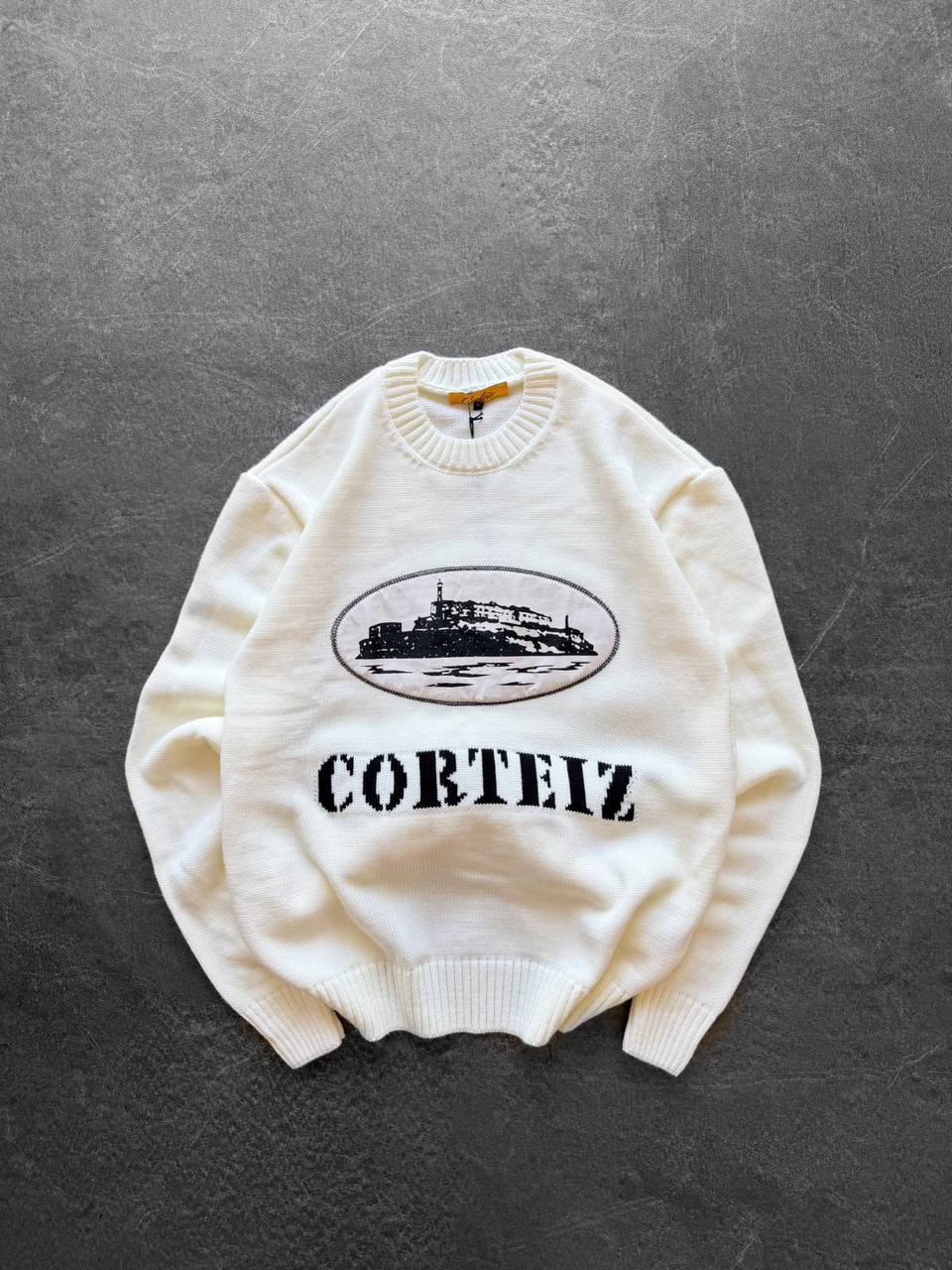 Pull lain cortez